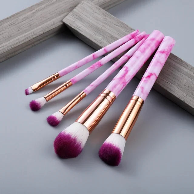 makeup brush