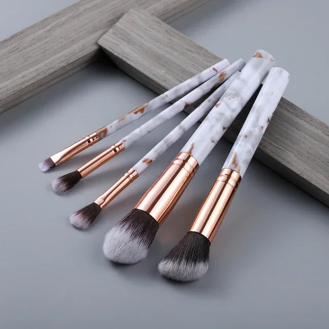 makeup brush