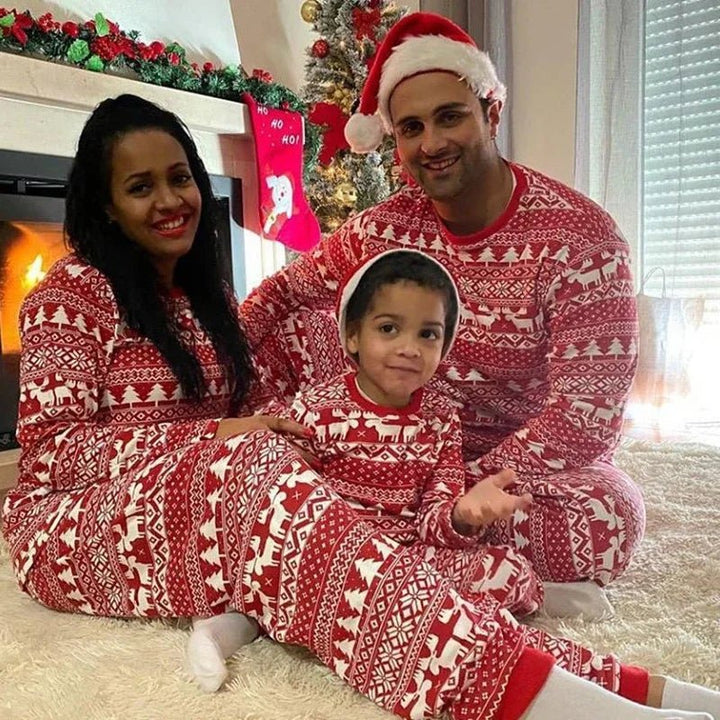 Mommy and Me Clothes 2024 New Christmas Pajamas Set for Family Soft Cute Sleepwear Adults Kids 2 Pieces Suit Xmas Look Outfits - Verschic Paris