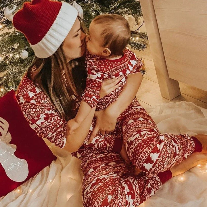 Mommy and Me Clothes 2024 New Christmas Pajamas Set for Family Soft Cute Sleepwear Adults Kids 2 Pieces Suit Xmas Look Outfits - Verschic Paris